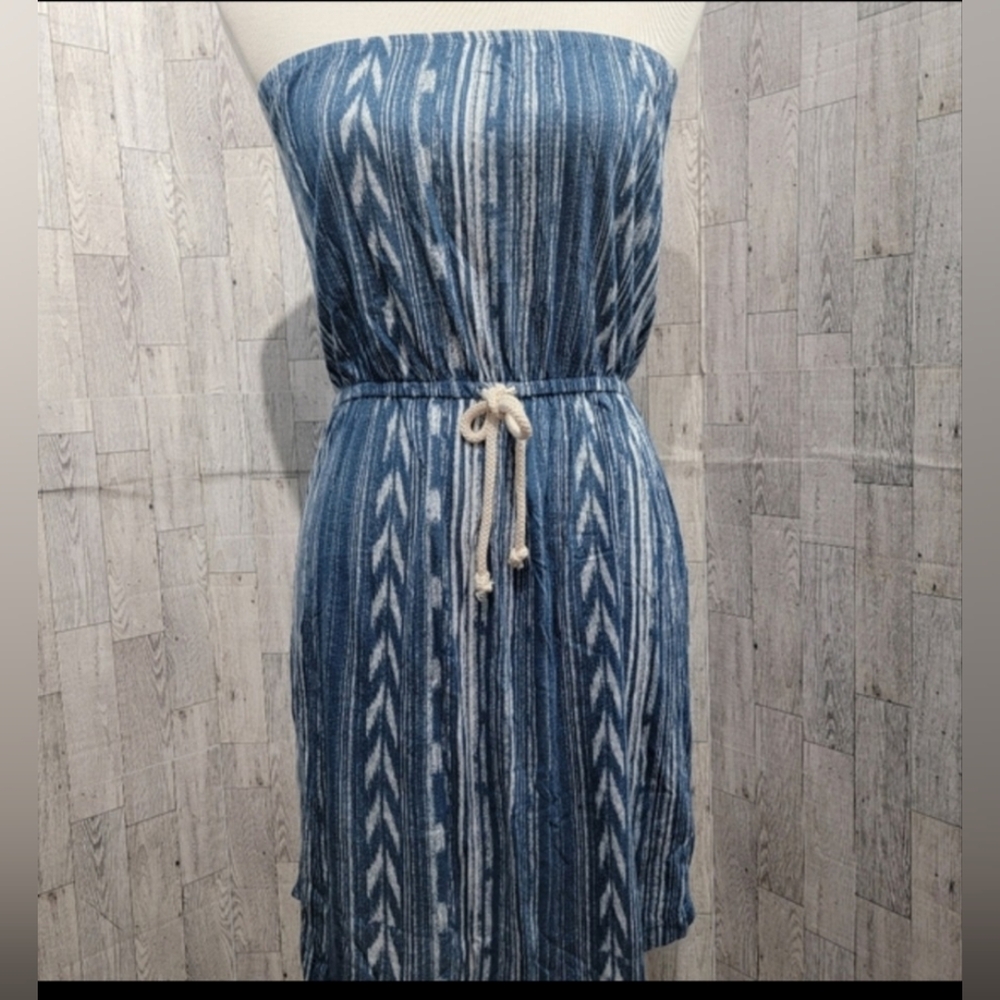 BILLABONG HALTERTOP DRESS blue and white size small